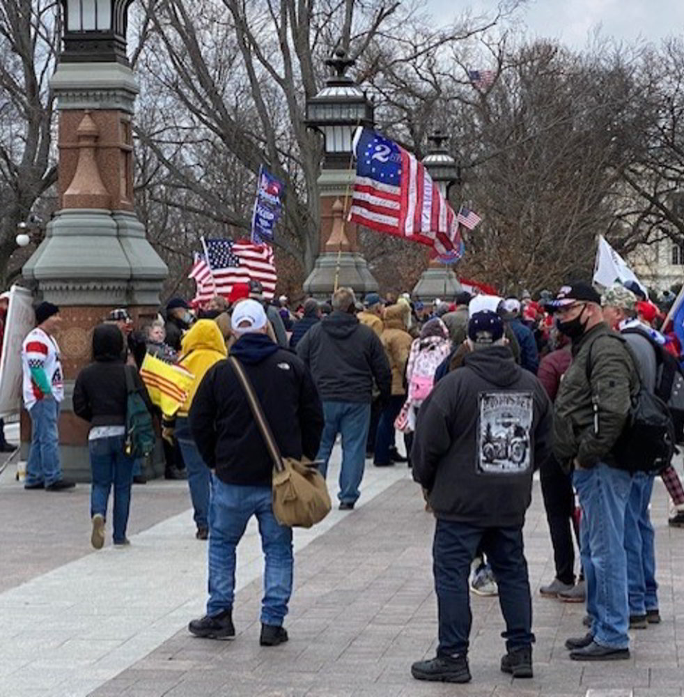 Jim Costa photo, Jan. 6 morning protest at Capitol